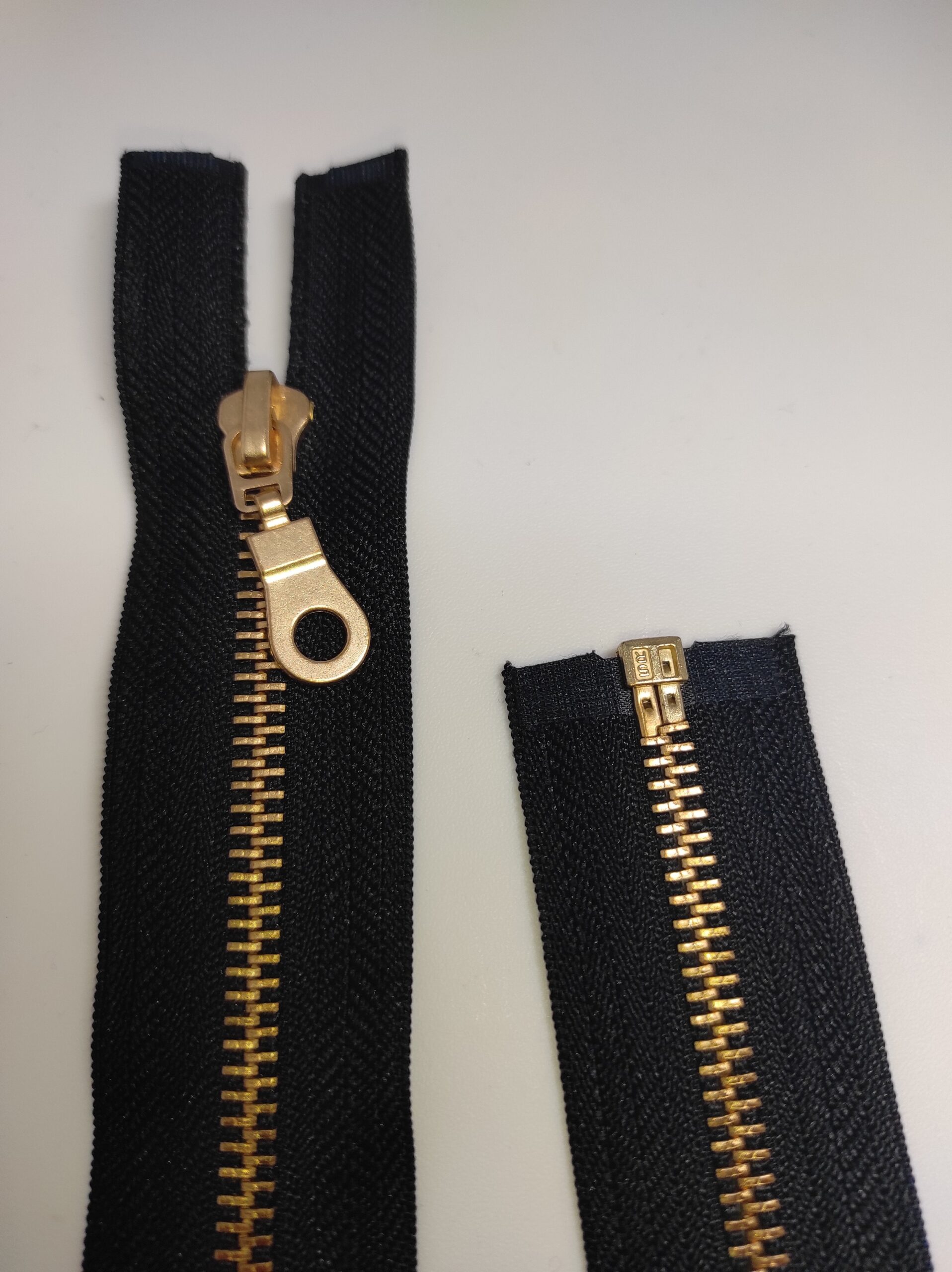 juoda-aukso_10bb8f90-40f4-46ad-9acd-dbc3fc9cc815