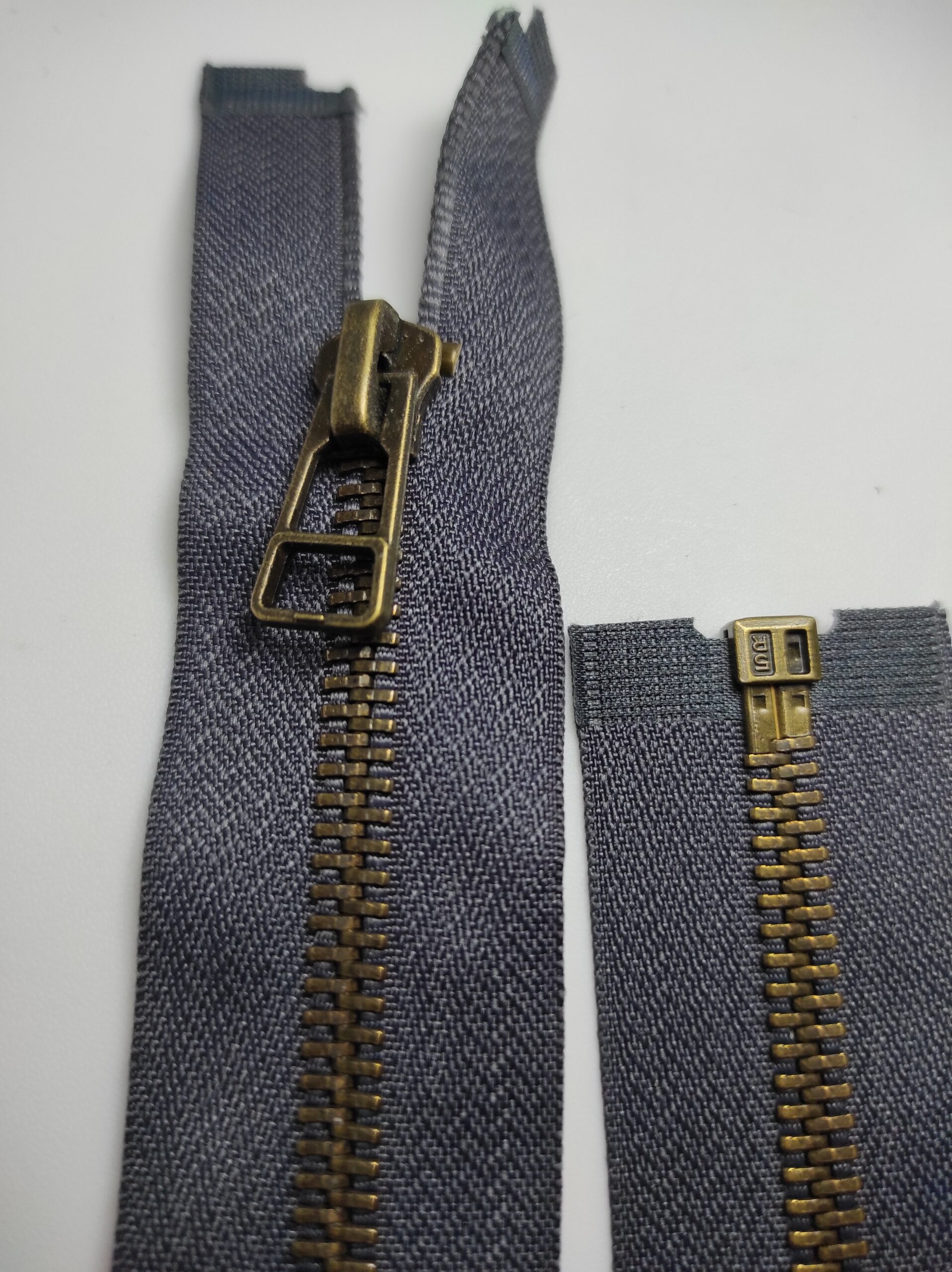 301-b_d5c4d5ba-9b8d-42e0-abb1-ec614b350083 (1)