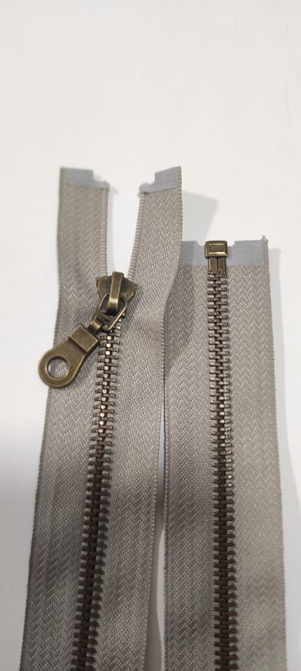 (Pilka) Nr5 metalinis užtrauktukas vienos spynelės, išsegamas M5-1B-133