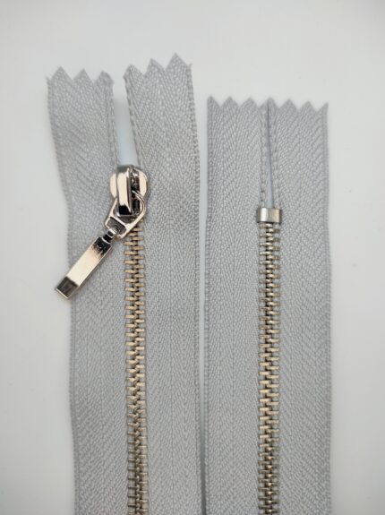 (Pilka) Nr3 metalinis užtrauktukas neišsegamas M3-316S