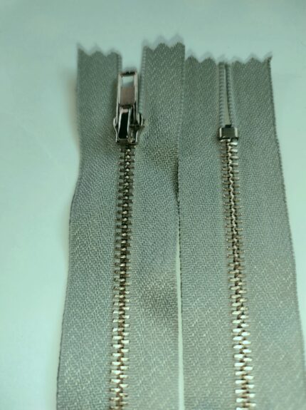 (Pilka) Nr3 metalinis užtrauktukas neišsegamas M3-329S