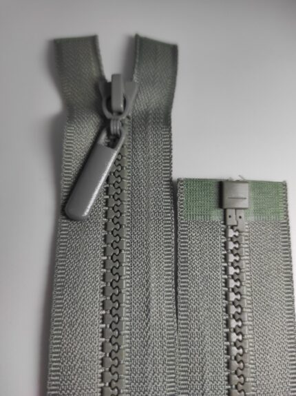 (Pilka)Nr5 plastikinis užtrauktukas išsegamas vienos spynelės P5-1-135