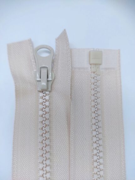 (Kreminė)Nr5 plastikinis užtrauktukas išsegamas vienos spynelės P5-1-031