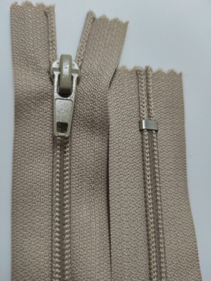 (Kūno spalva) Nr5 Spiraliniai užtrauktukai ,neišsegami  S5-1-334