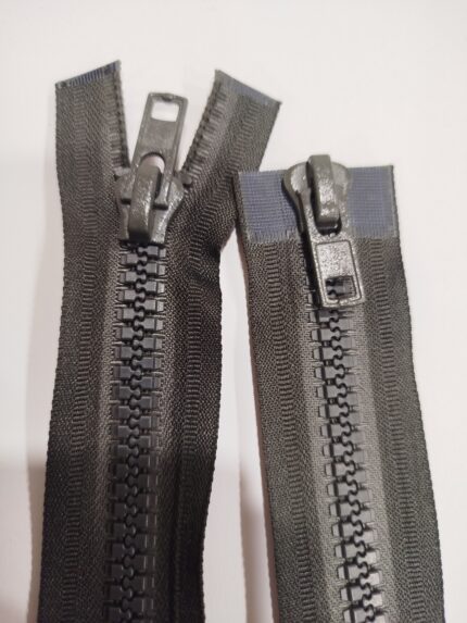 (Chaki) Nr8 plastikinis užtrauktukas išsegamas dvieju spynelių P8-2-173