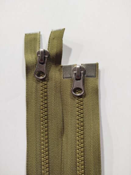 (Chaki)Nr5 plastikinis užtrauktukas išsegamas dviejų spynelių P5-2-888